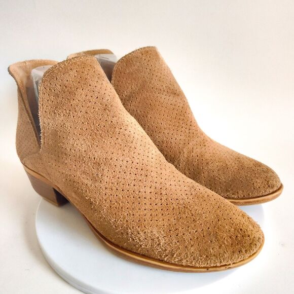 Lucky Brand Booties Bailey Perforated Camel Tan Suede Ankle Boots Size 6.5 M - Picture 2 of 10